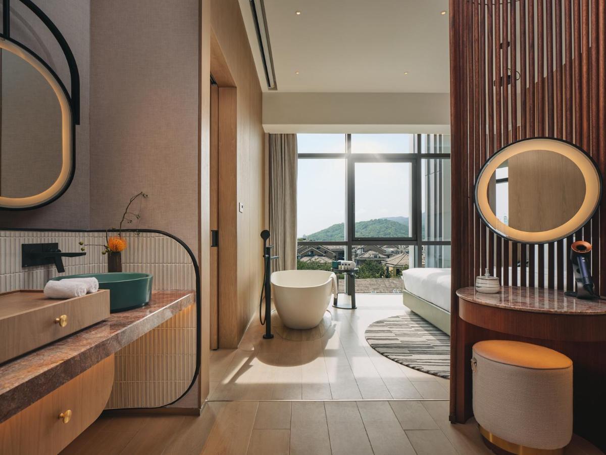 Hotel Indigo Hangzhou Uptown,Close To Westlake , Boutique Design Hotel With Freeflow Minibar Exterior foto